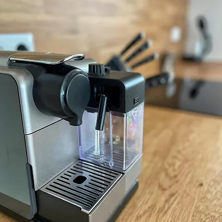 Treestudio Apartamento Lipi