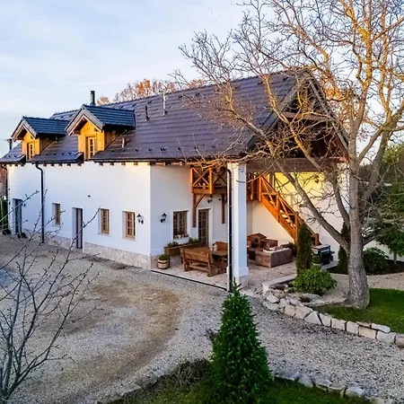 Lägenhet Treestudio
